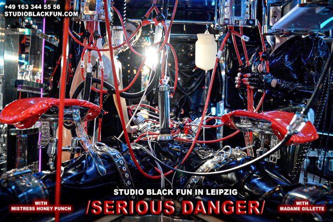 Serious Danger - New Generation | Peitsche - Deutschlands bestes Portal für Dominas BDSM & Fetisch